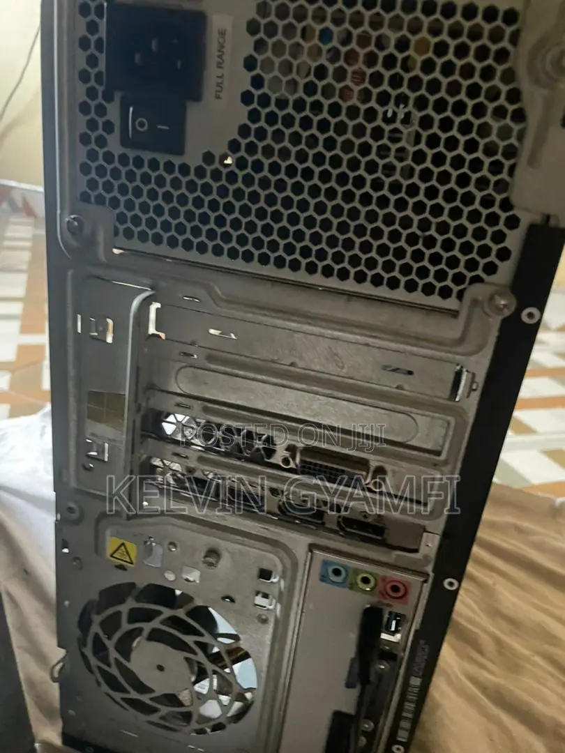 Desktop Computer HP Pavilion 590 8GB Intel Core i5 HDD+SSD 1.5T