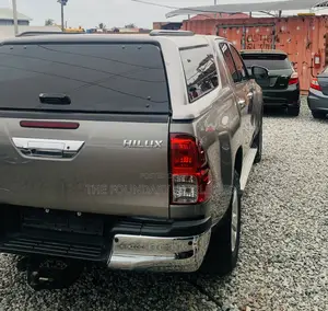 Toyota Hilux Revo Double Cab Deisel 2.4 AWD 2017 Gray