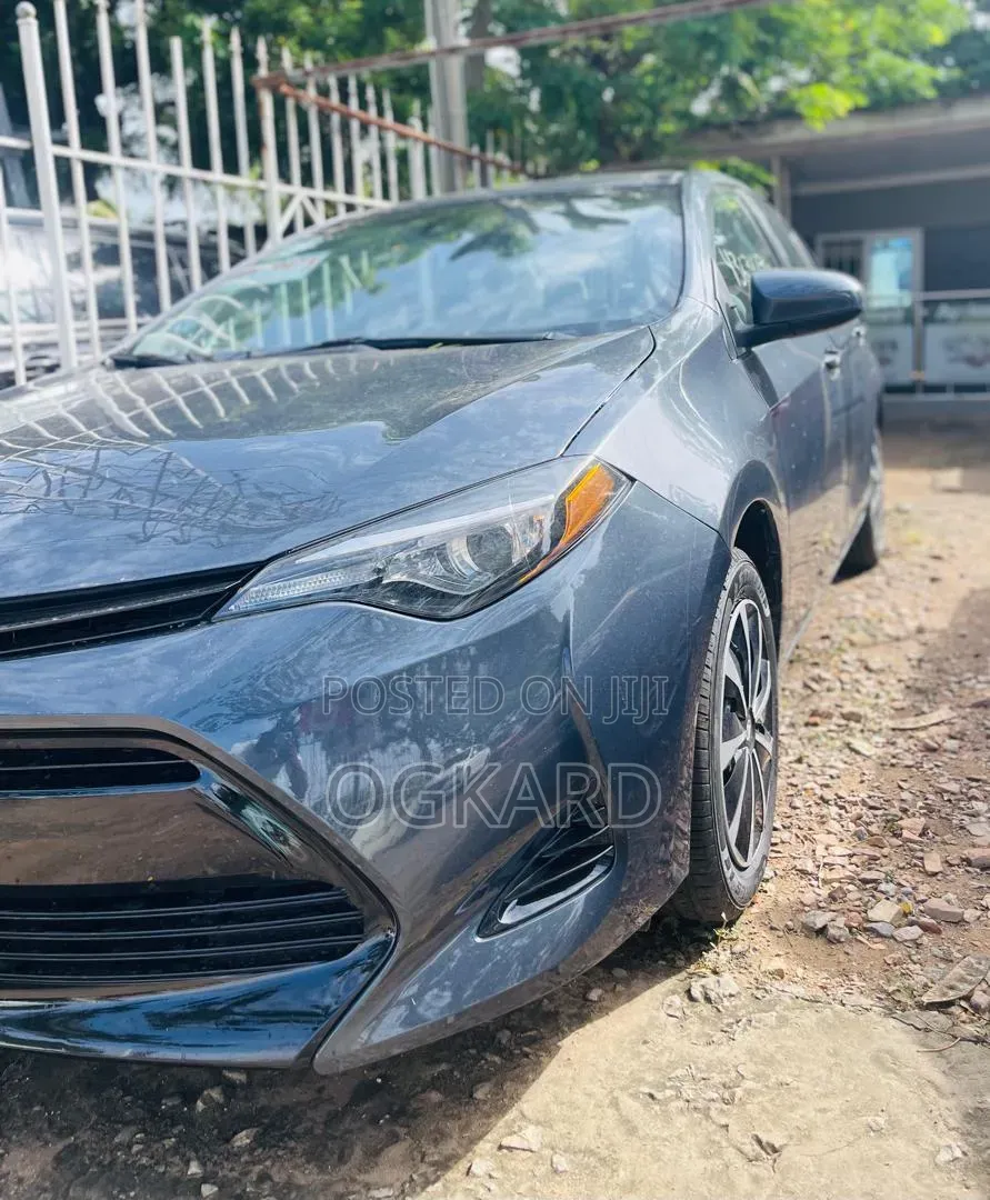 Toyota Corolla 2019 Beige