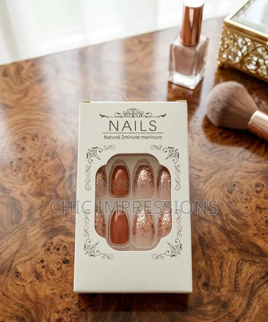 24 Reusable Press On Nails