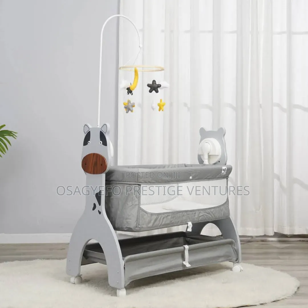 Modern Baby Bedside Bassinet