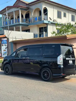 Toyota Voxy 2012 Black