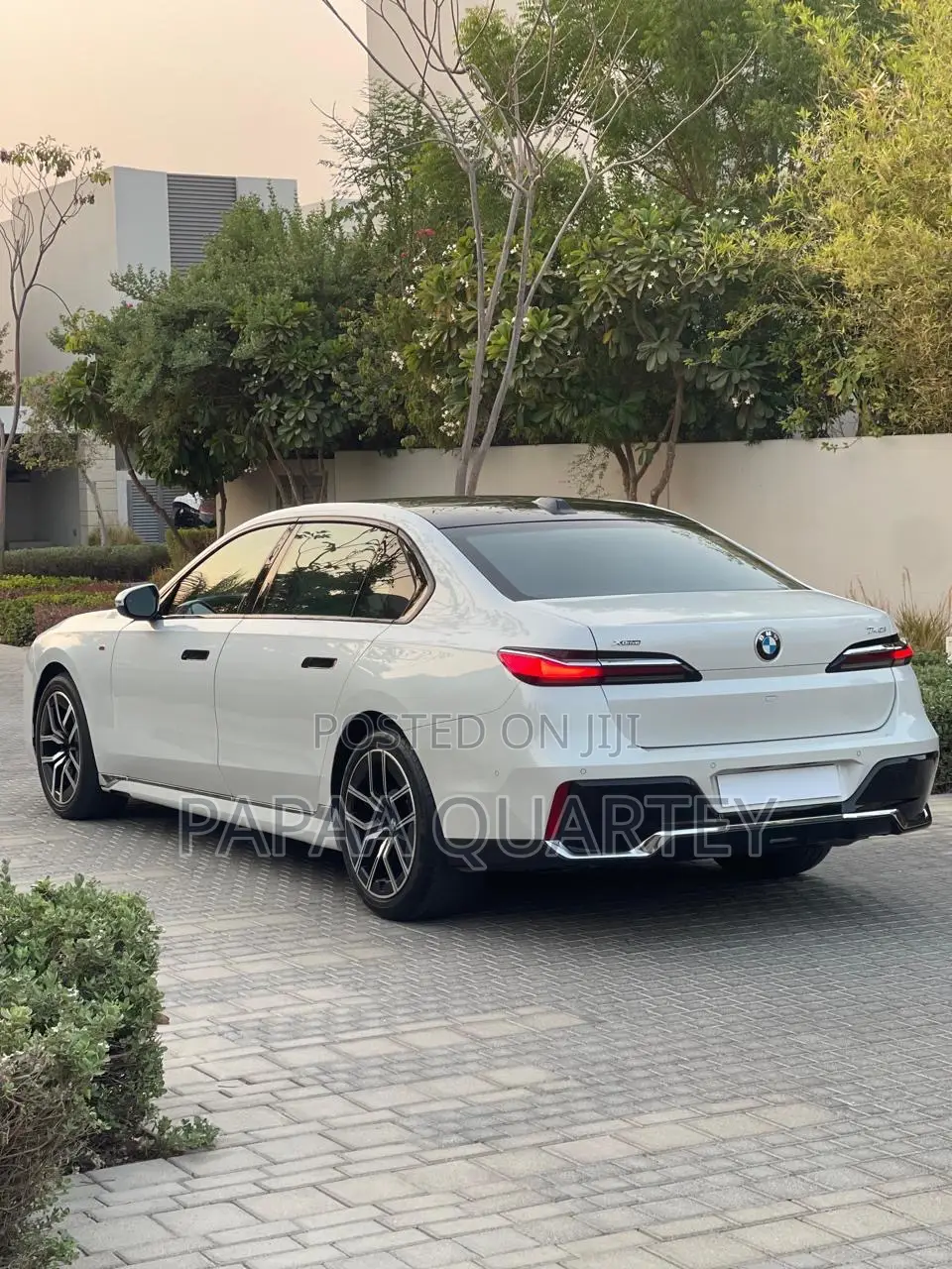 BMW 740 2024 Gray