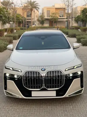 BMW 740 2024 Gray
