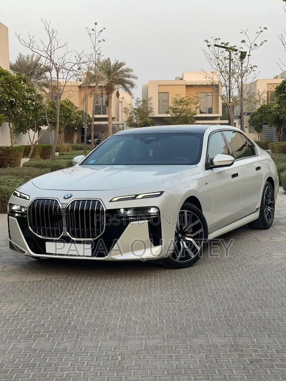 BMW 740 2024 Gray