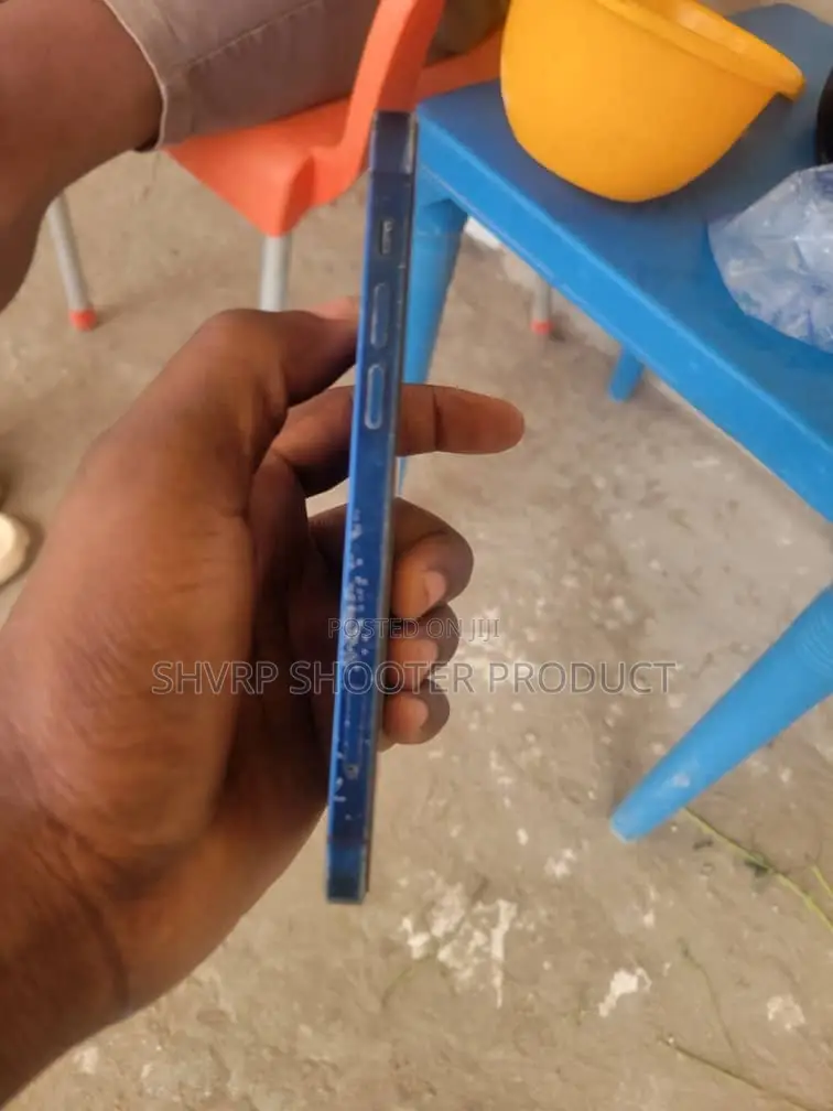 Apple iPhone 12 64 GB Blue