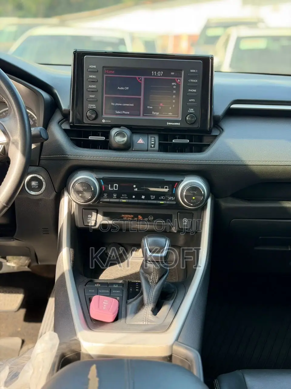 Toyota RAV4 XLE 2022