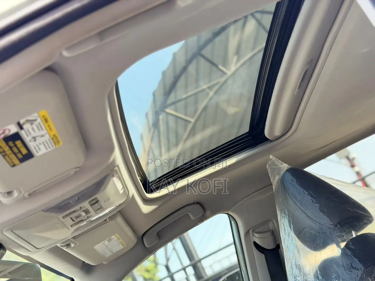 Toyota RAV4 XLE 2022
