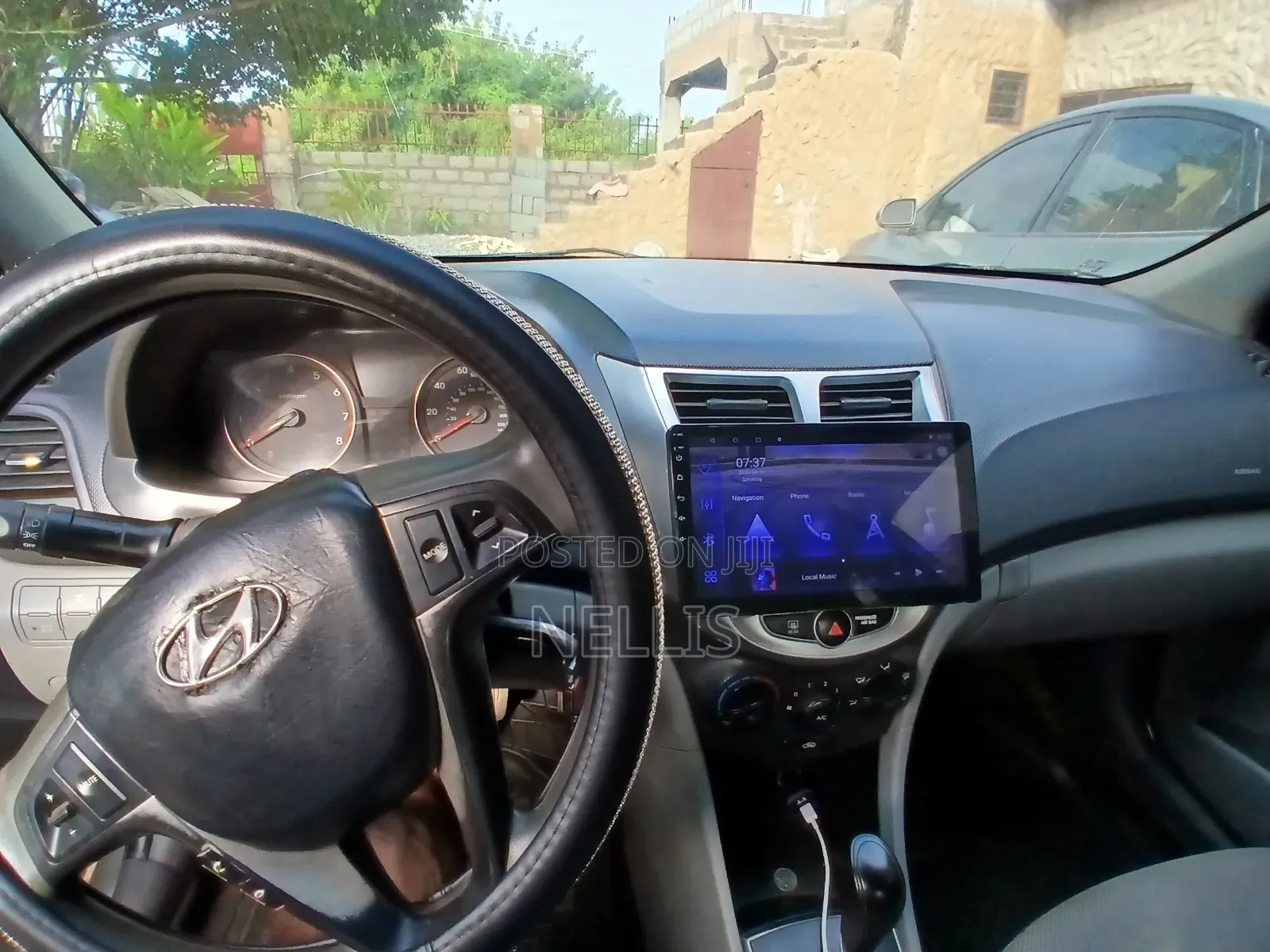 Hyundai Accent GLS 4dr Sedan (1.6L 4cyl 6M) 2014 White