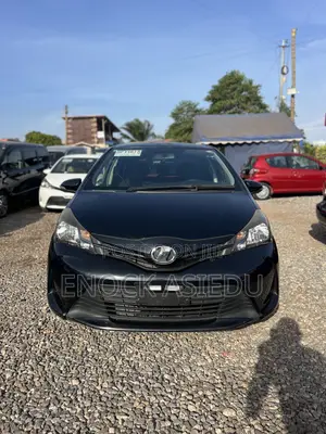 Toyota Vitz 1.3 AWD 3dr 2015 Black
