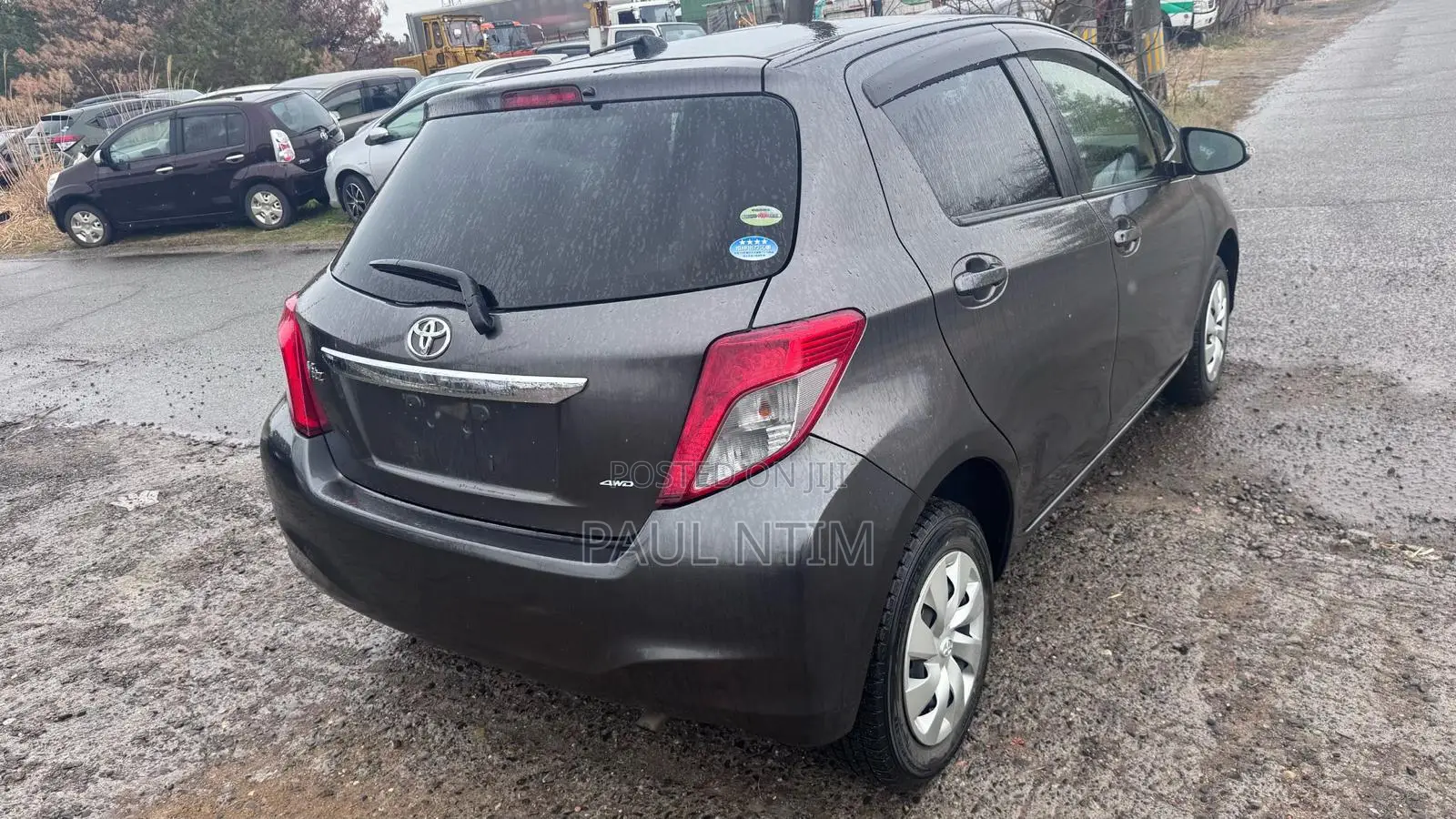 Toyota Vitz 2012 Black