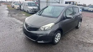 Toyota Vitz 2012 Black