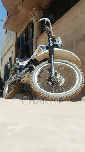 Yamaha 2007 White