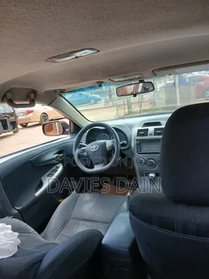 Toyota Corolla 2013 Red