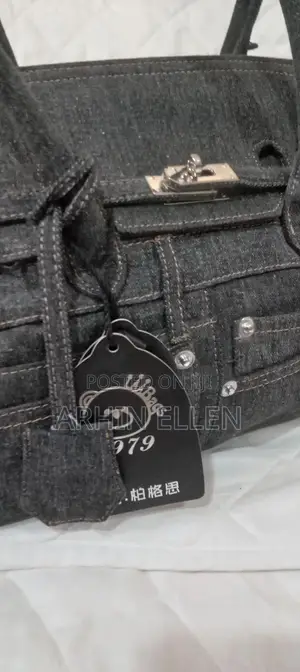 Ladies Hand Bag