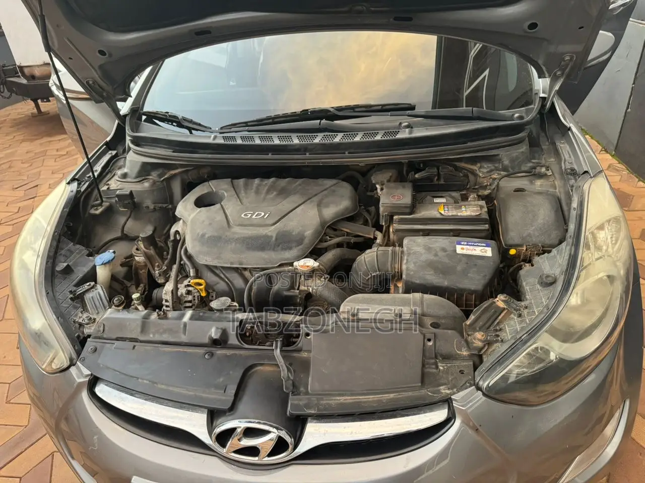 Hyundai Avante 2014 Silver