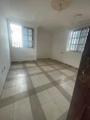 2bdrm Apartment in West Hills Mall Area for rent