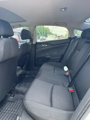 Honda Civic EX Sedan 2018 White