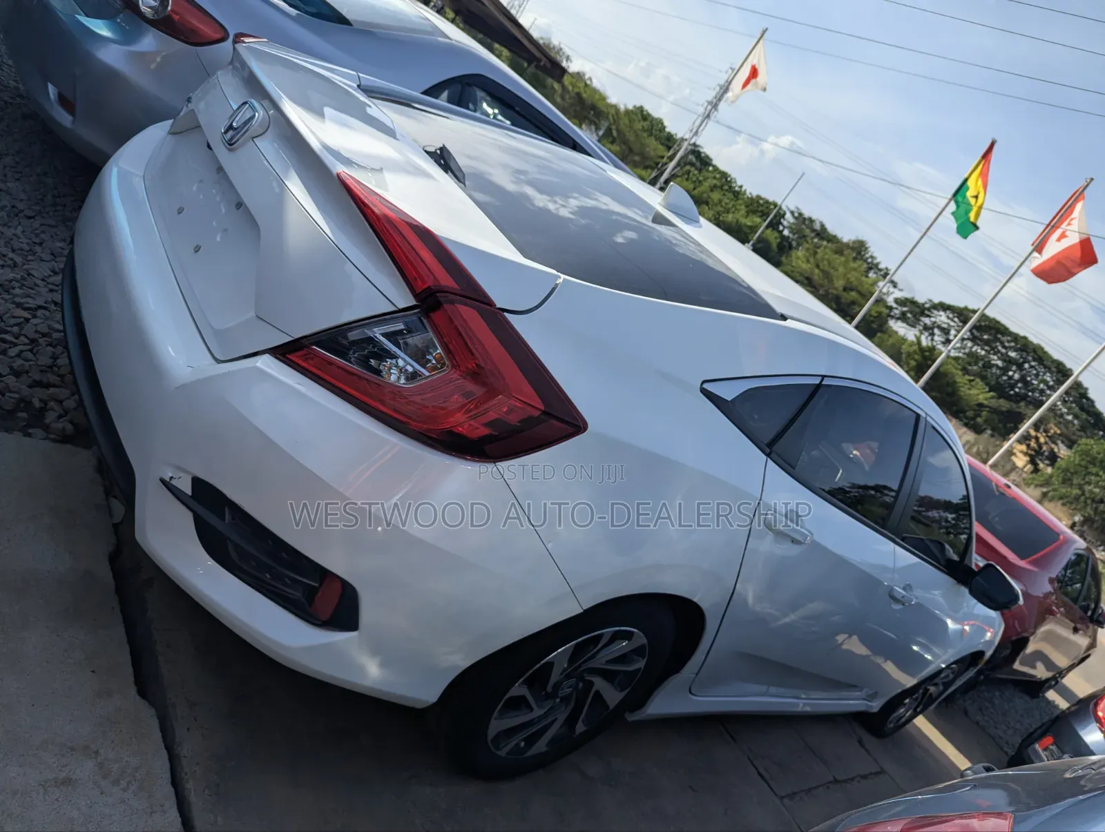 Honda Civic EX Sedan 2018 White