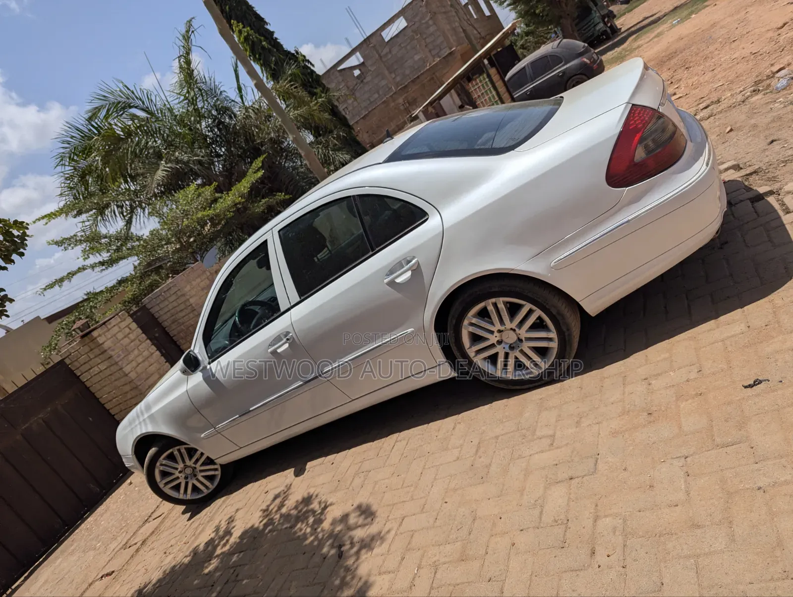 Mercedes-Benz E220 2007 White