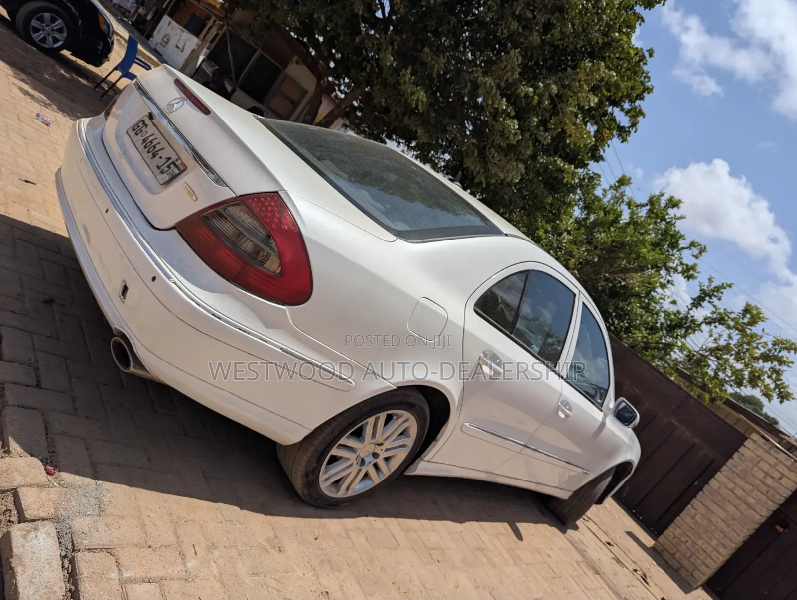 Mercedes-Benz E220 2007 White