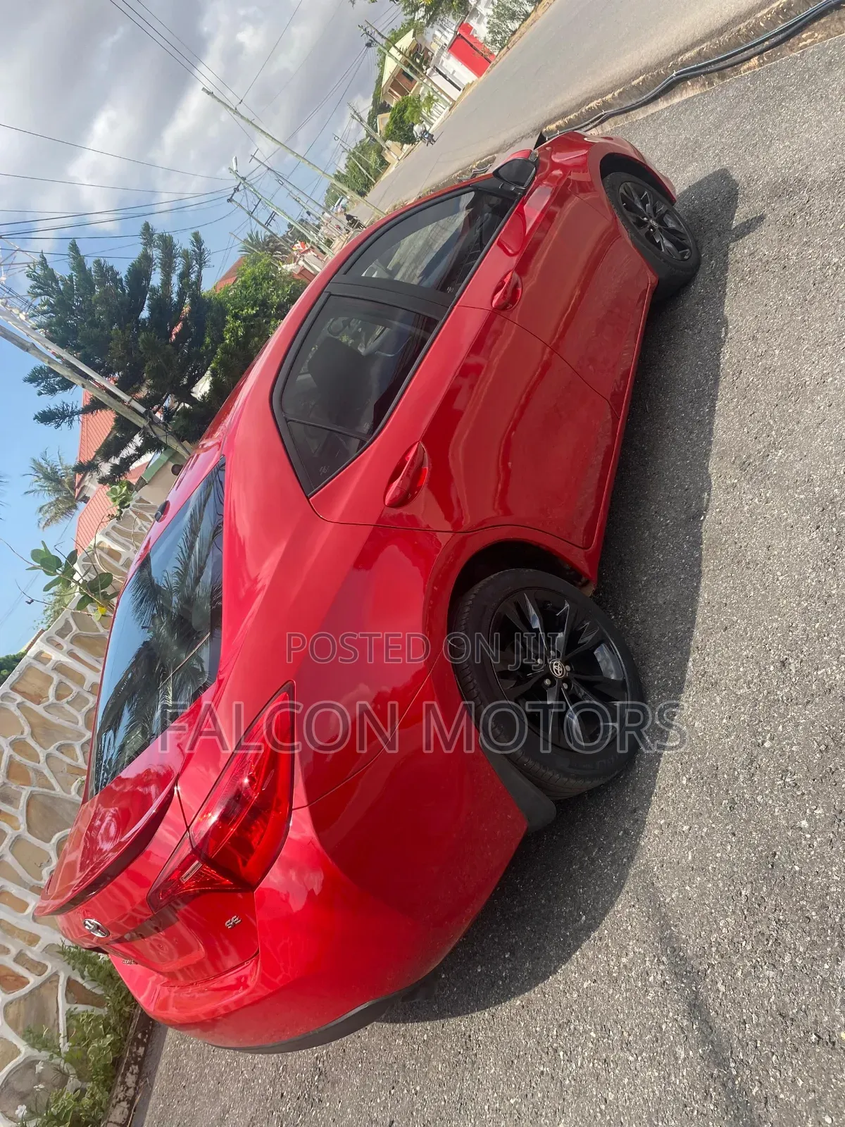 Toyota Corolla SE Special Edition 4dr Sedan (1.8L 4cyl CVT) 2017 Red