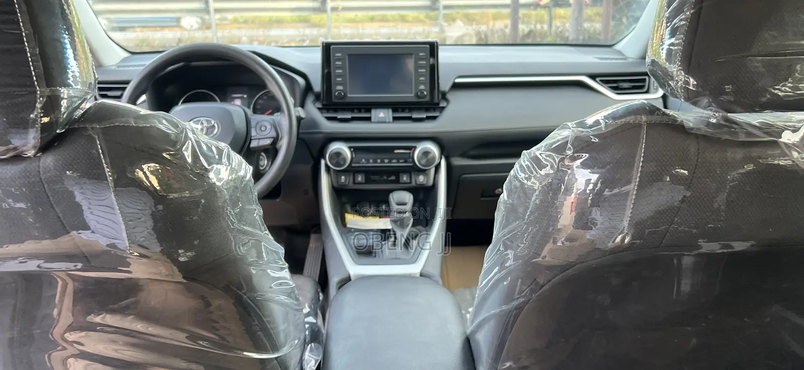 Toyota RAV4 LE 2022 Black