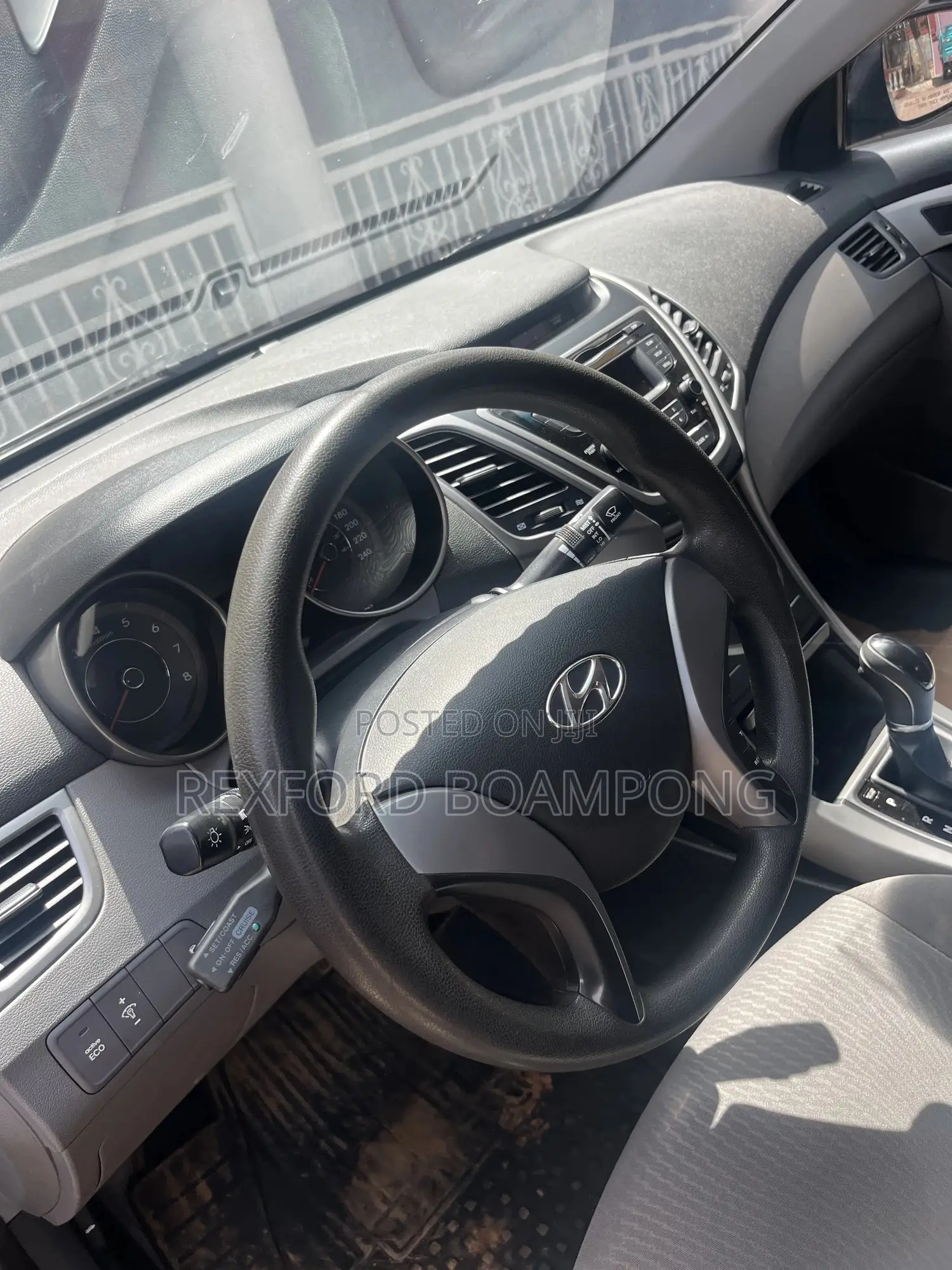 Hyundai Elantra SE Sedan FWD (1.8L 4cyl 6A) 2016 Black