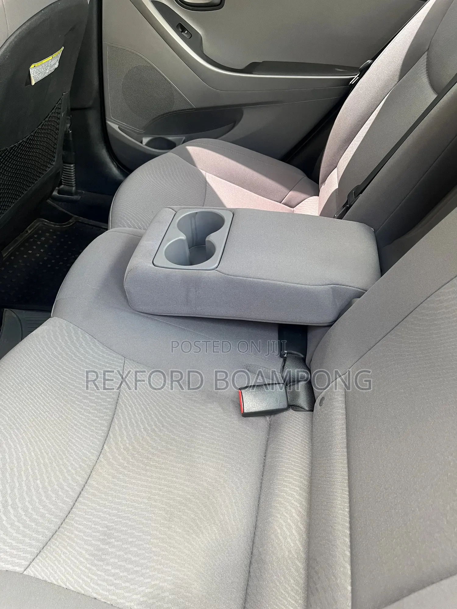 Hyundai Elantra SE Sedan FWD (1.8L 4cyl 6A) 2016 Black
