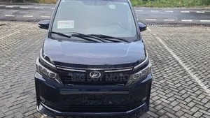 Toyota Voxy SV Premium 2014 Blue
