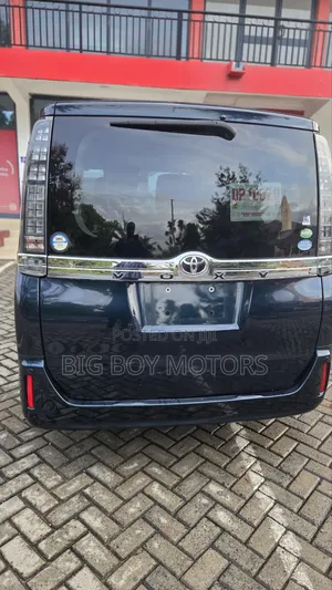 Toyota Voxy SV Premium 2014 Blue