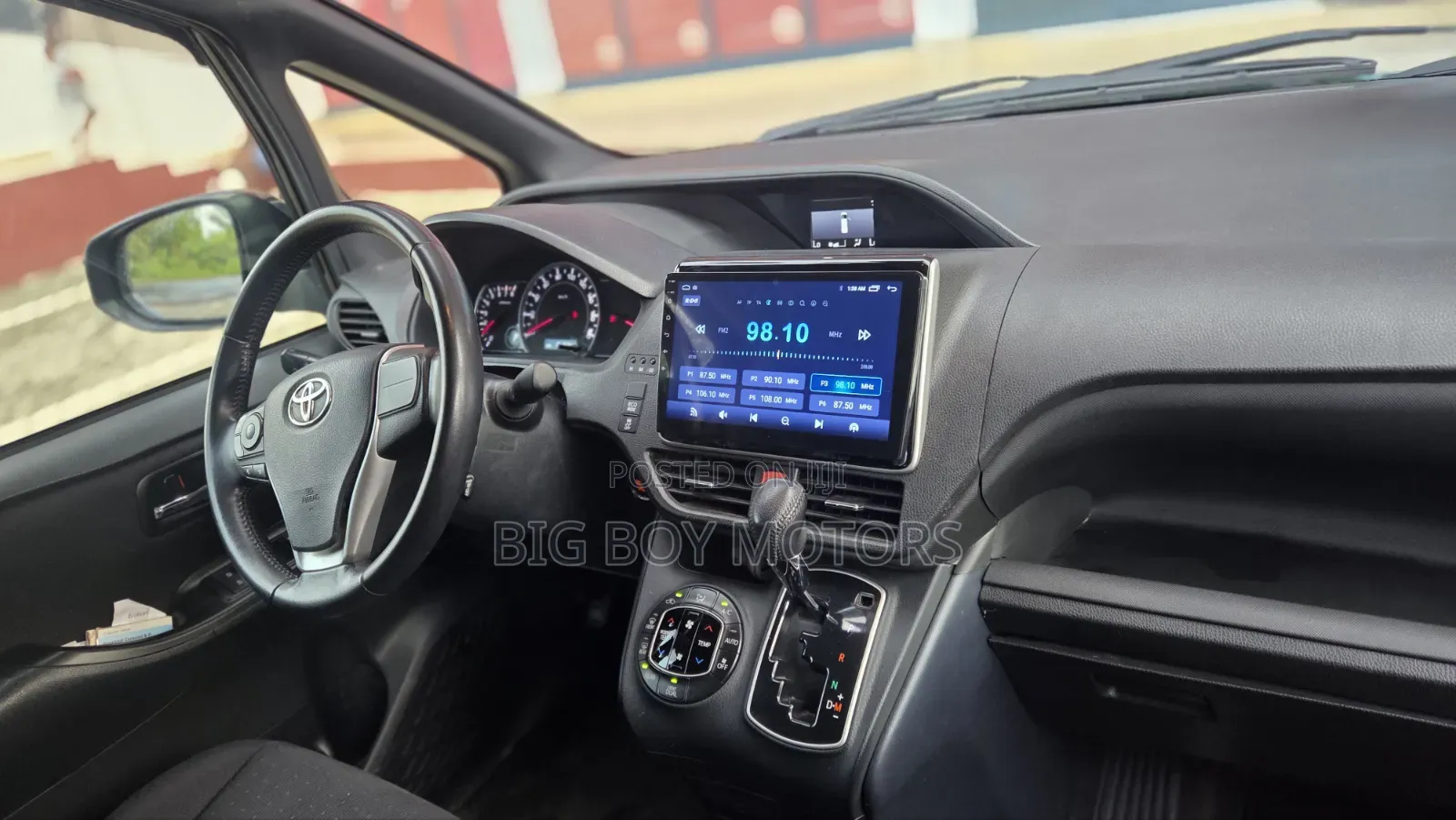 Toyota Voxy SV Premium 2014 Blue