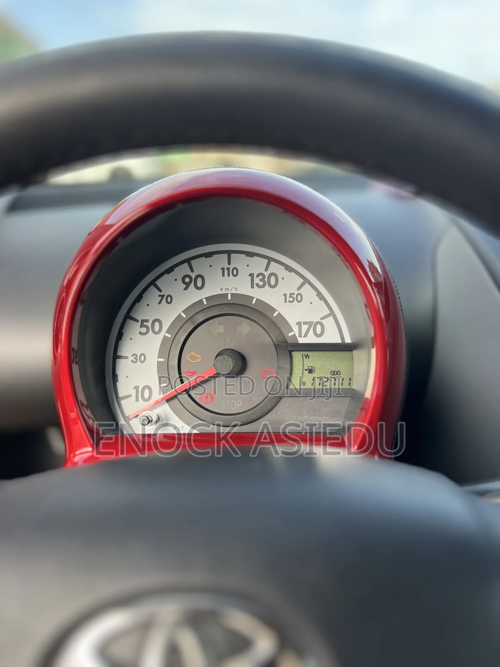 Toyota Aygo 1.0 5-Door 2012 Red
