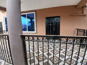 2bdrm Apartment in Agbogba Nyaho Rd, School Park Area for rent