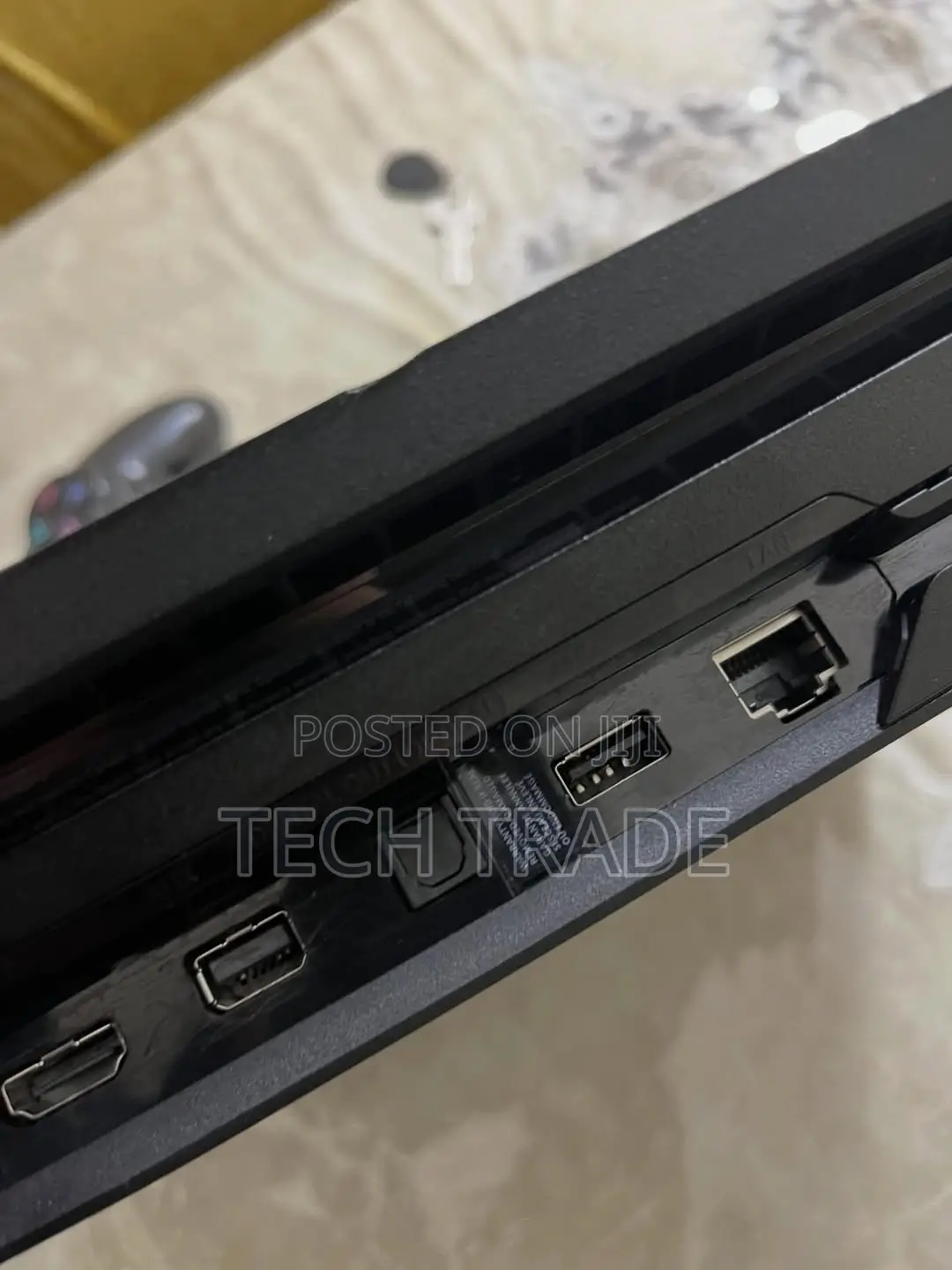 Playstation 4 Pro 1tb With 9games With 2 Pads
