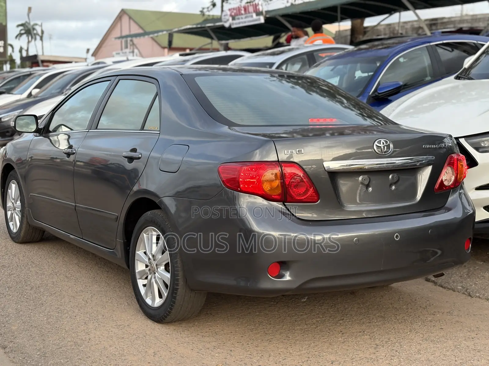 Toyota Corolla LE 4dr Sedan (1.8L 4cyl 4A) 2010 Gray