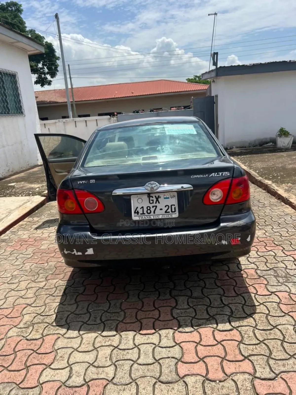 Toyota Corolla 2010 Gray