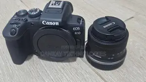 Canon R10 Mirrorless Camera With 18 - 45mm Lens