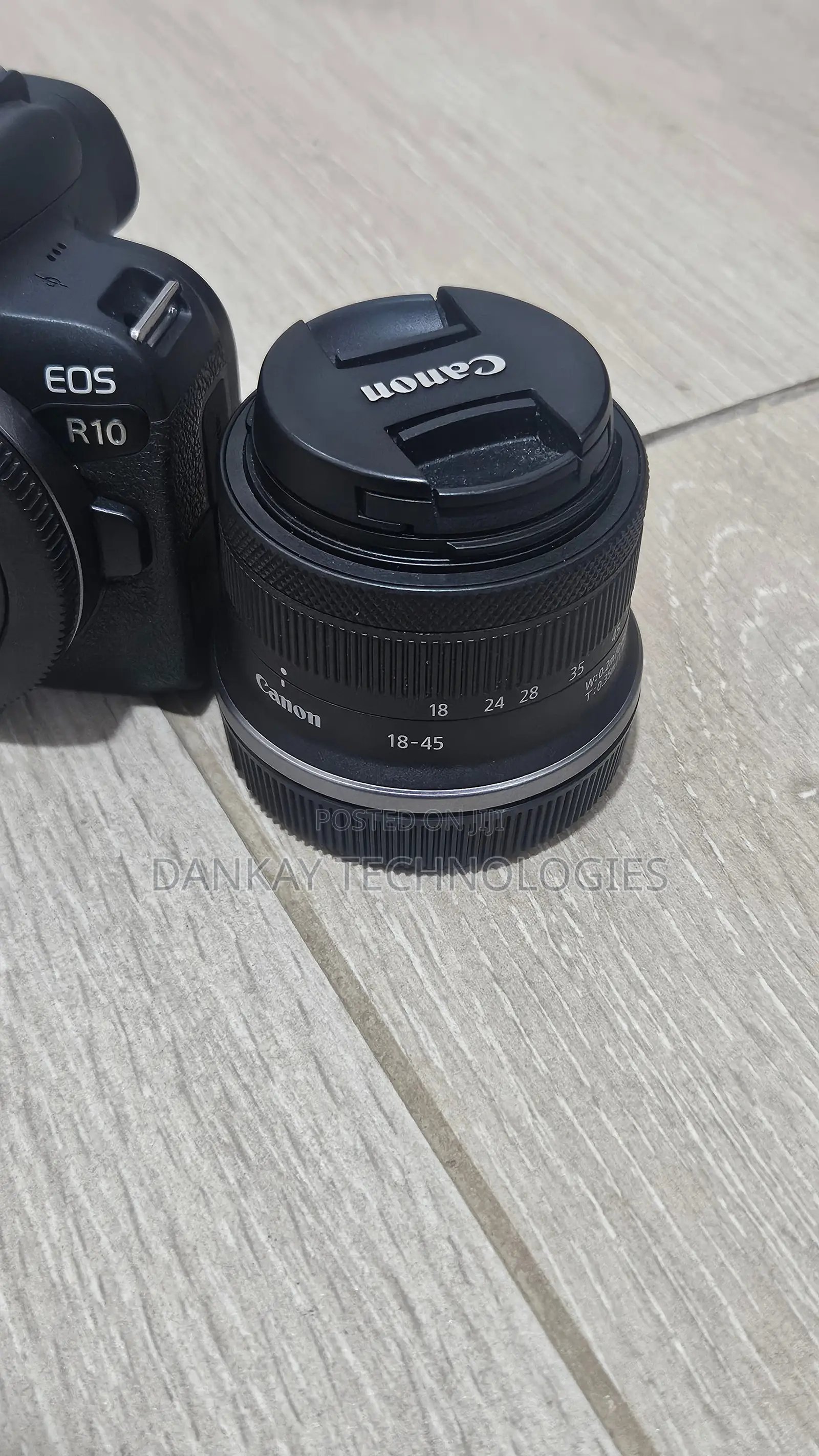Canon R10 Mirrorless Camera With 18 - 45mm Lens