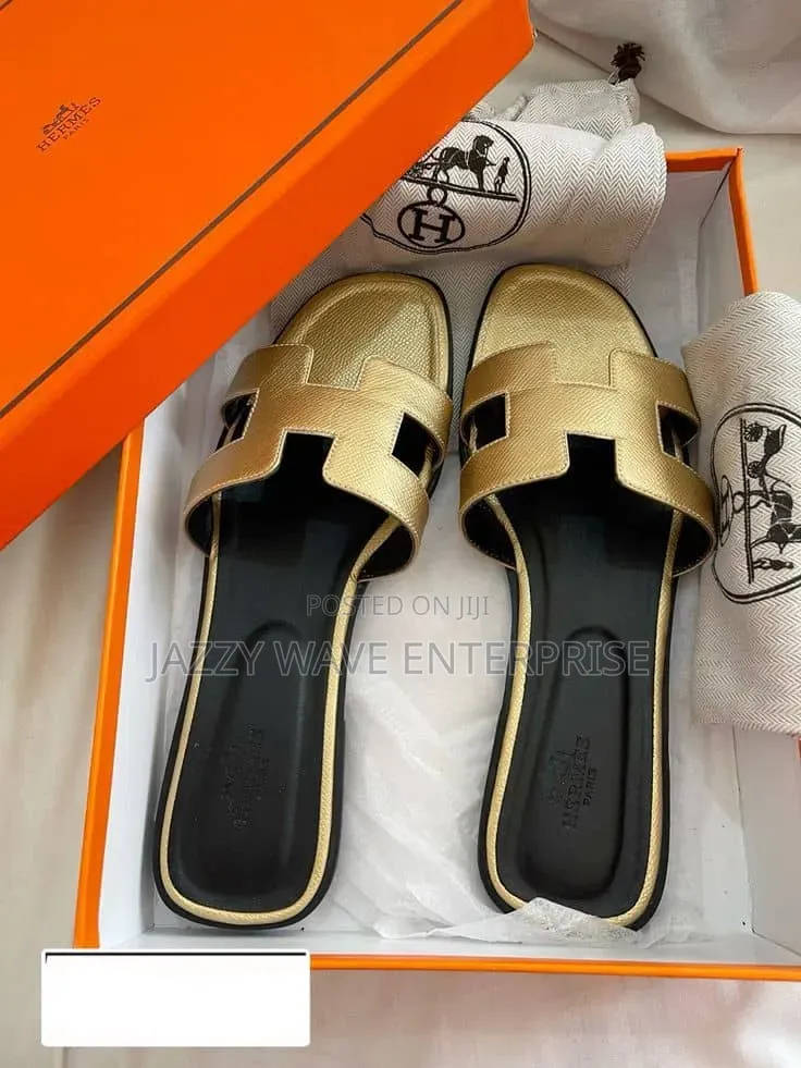 Hermes Slipper Gold