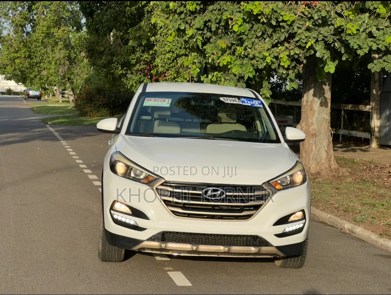 Hyundai Tucson SE FWD 2017 White