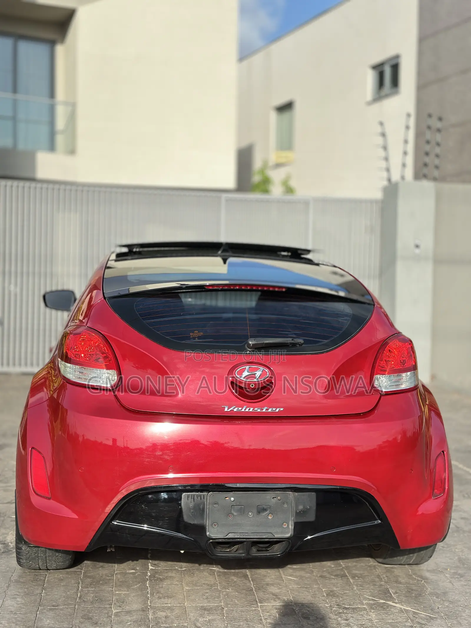Hyundai Veloster 3dr Hatchback w/Black Interior (1.6L 4cyl 6AM) 2014