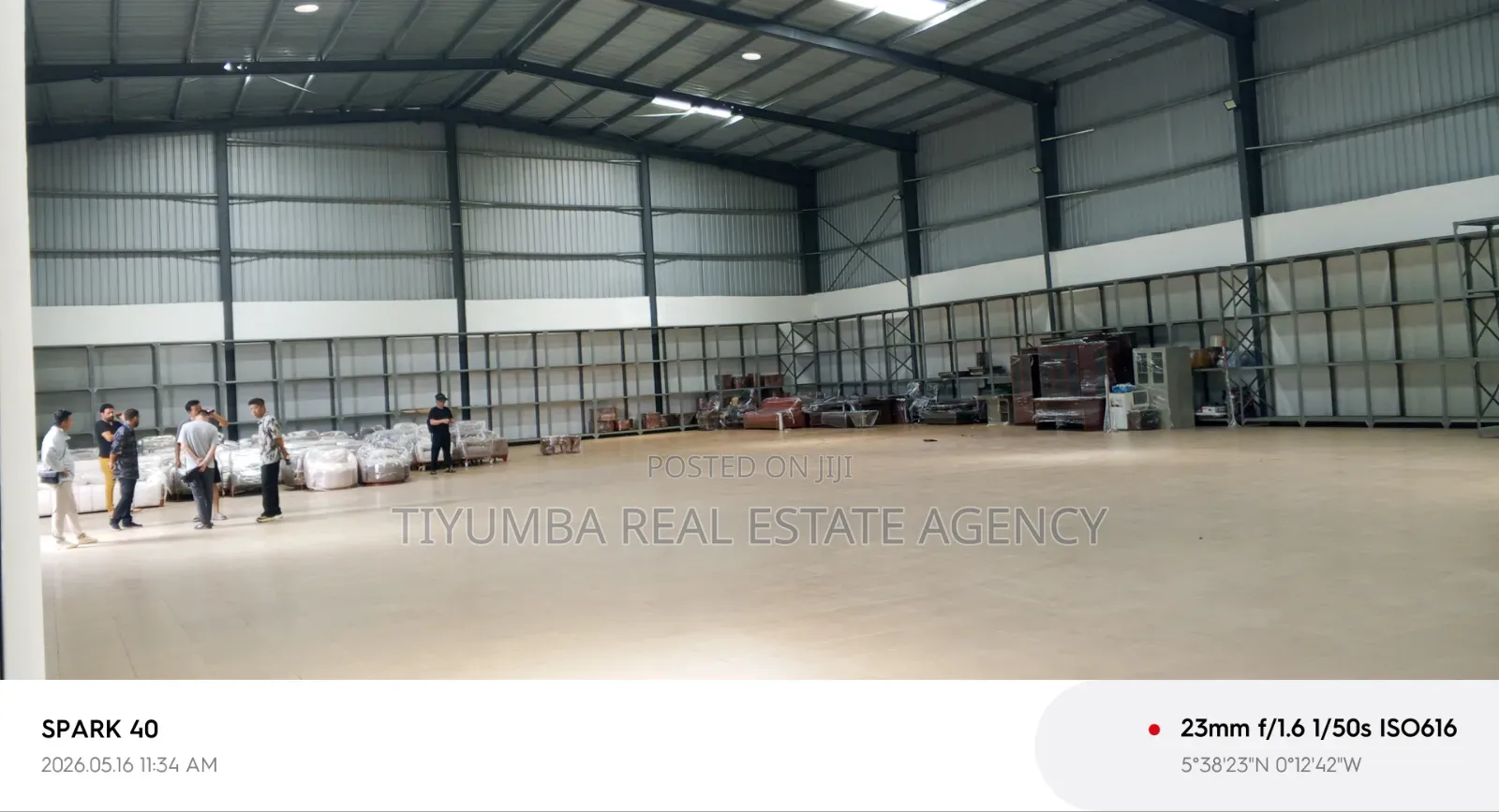1,000sqm Warehouse Space for Rent at Westland.
