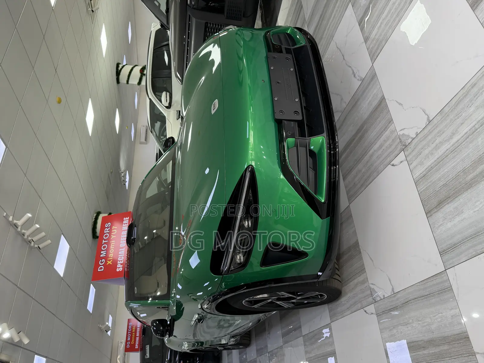 Showroom Salesmen