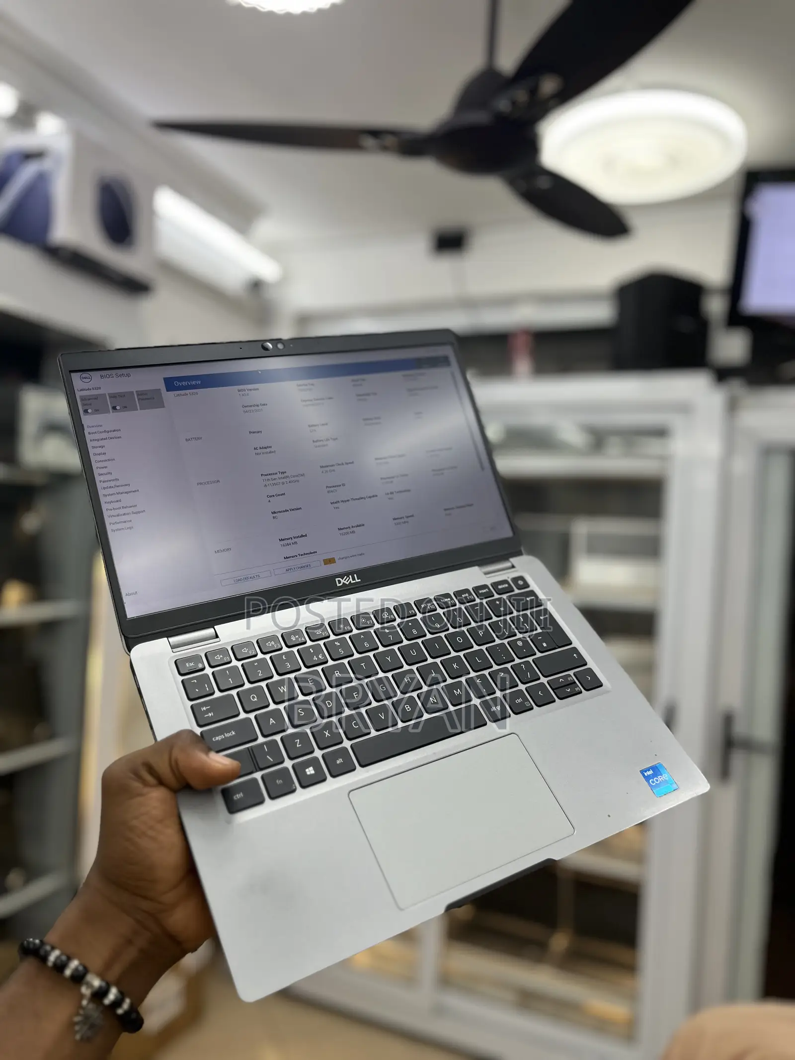 Laptop Dell Latitude 5320 16GB Intel Core i5 SSD 256GB