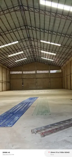 2,800 SQM Warehouse for Rent at Spintex.
