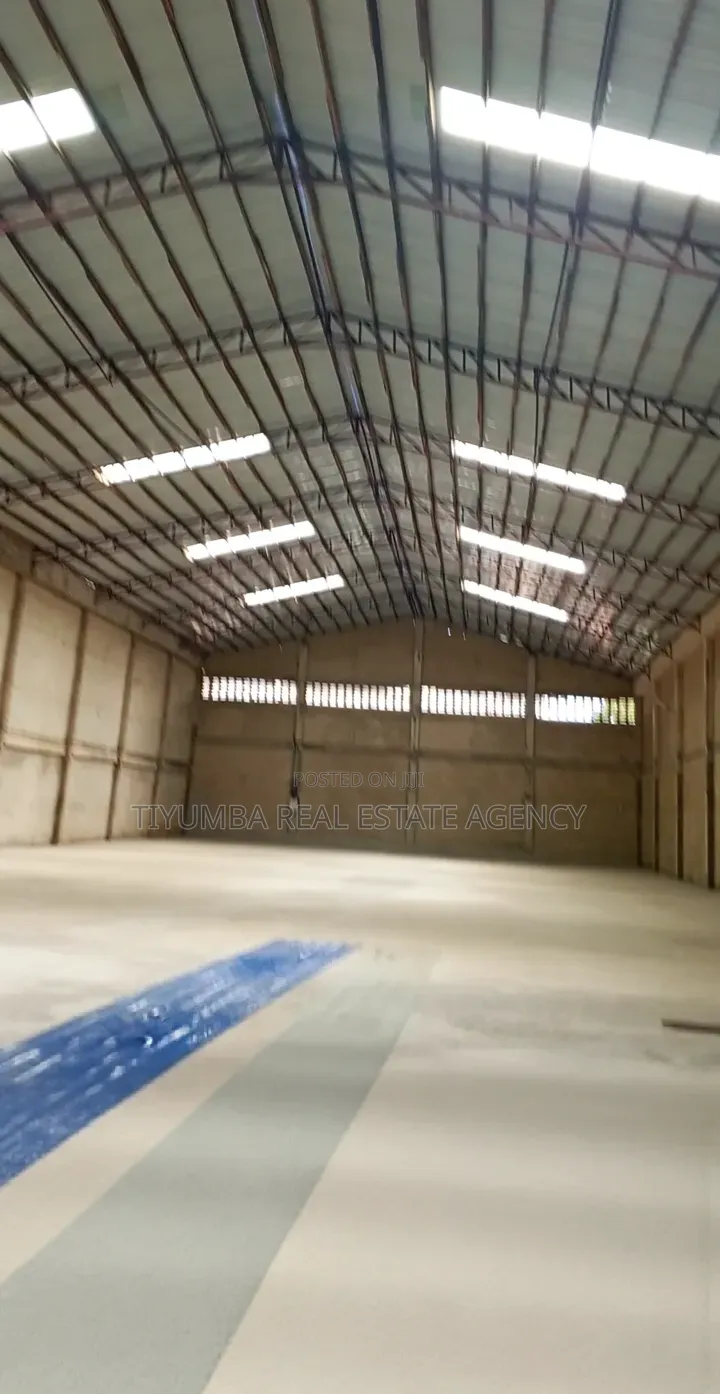 2,800 SQM Warehouse for Rent at Spintex.