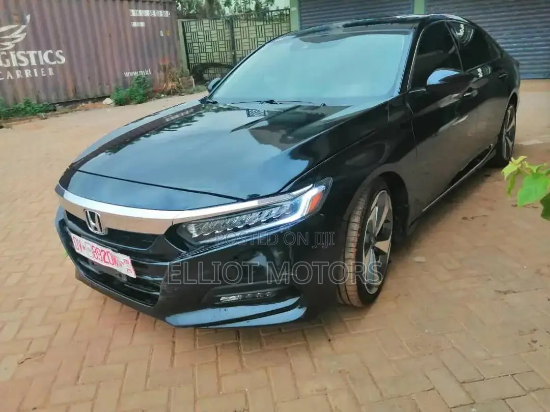 Honda Accord Touring 2.0T 2020 Black