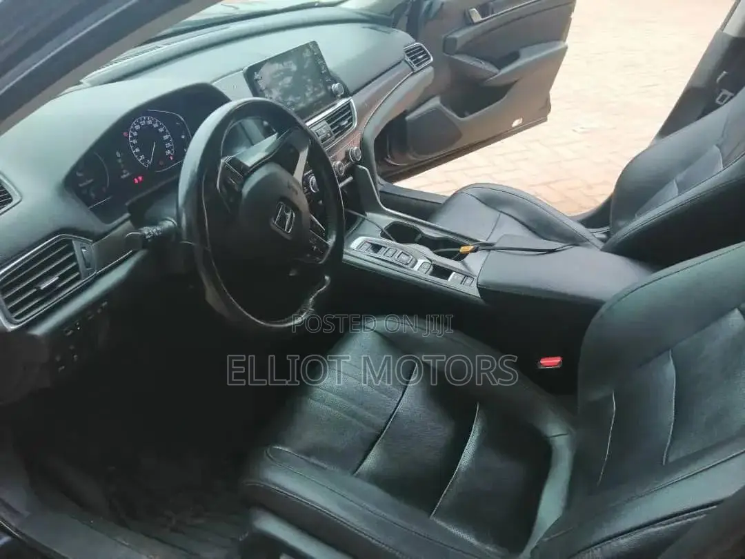 Honda Accord Touring 2.0T 2020 Black