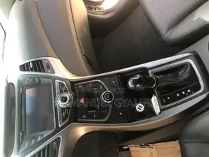 Hyundai Avante 2015 Silver